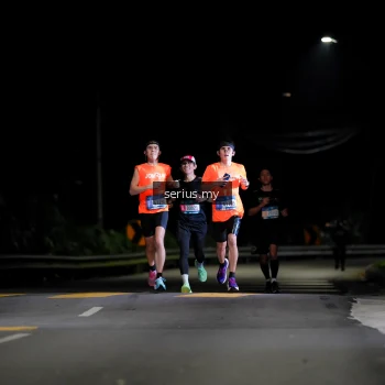 Runner Photo 3611005