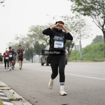 Runner Photo 3611192