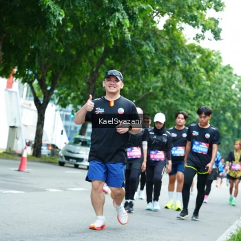Runner Photo 3611244