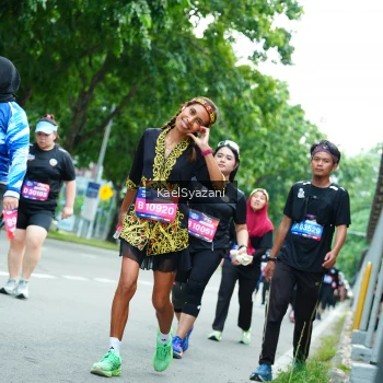 Runner Photo 3611372