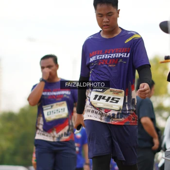 Runner Photo 3611391