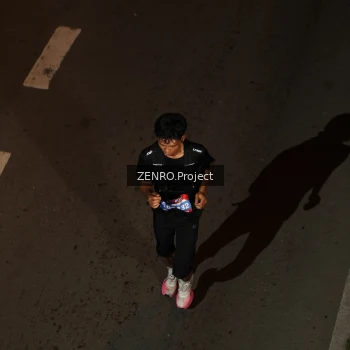 Runner Photo 3611717