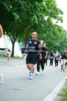 Runner Photo 3612013