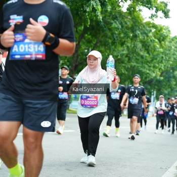 Runner Photo 3612210