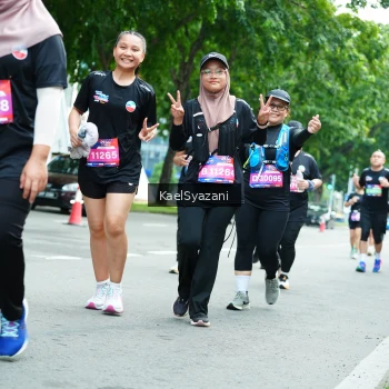 Runner Photo 3612378