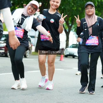 Runner Photo 3612395