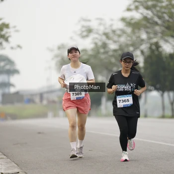 Runner Photo 3612714