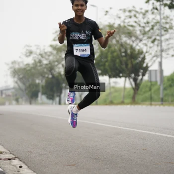 Runner Photo 3612805