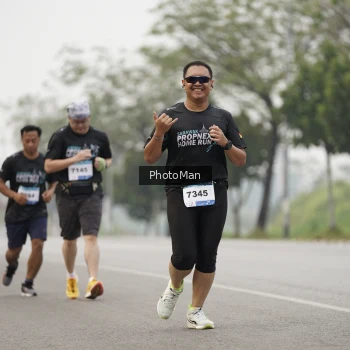 Runner Photo 3613078