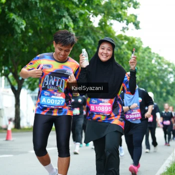 Runner Photo 3613112