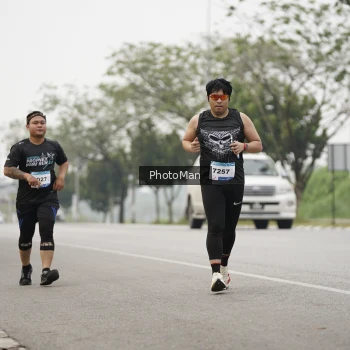 Runner Photo 3613197