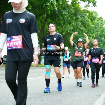 Runner Photo 3613200
