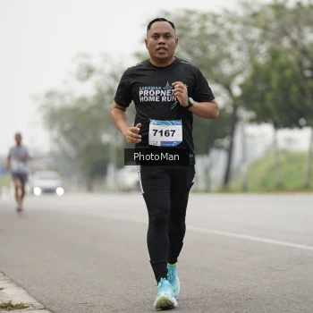 Runner Photo 3613378