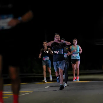 Runner Photo 3613431