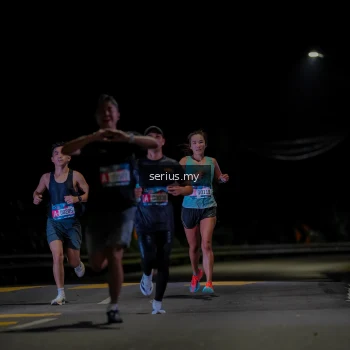 Runner Photo 3613445