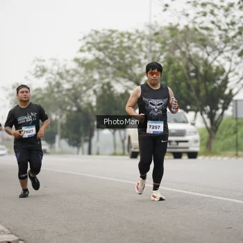 Runner Photo 3613453
