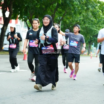 Runner Photo 3613476