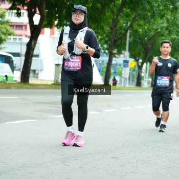 Runner Photo 3613575