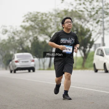 Runner Photo 3613619