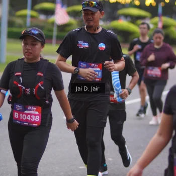 Runner Photo 3613676