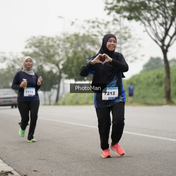 Runner Photo 3613722
