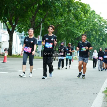 Runner Photo 3613724