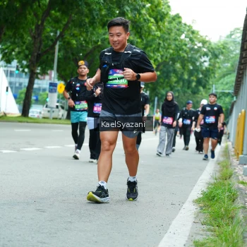 Runner Photo 3613774