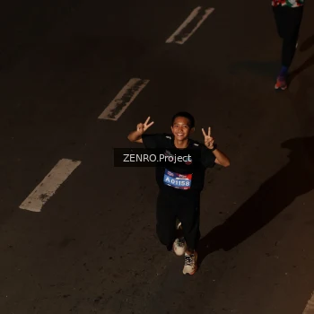 Runner Photo 3613775