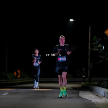 Runner Photo 3613800