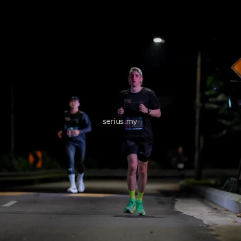 Runner Photo 3613815