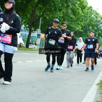 Runner Photo 3613892