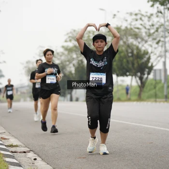 Runner Photo 3613894