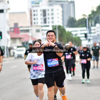 Runner Photo 3613896