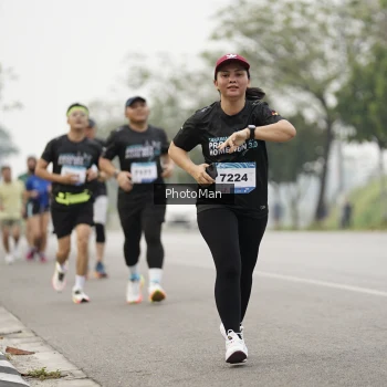 Runner Photo 3614133