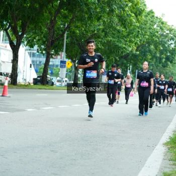 Runner Photo 3614165