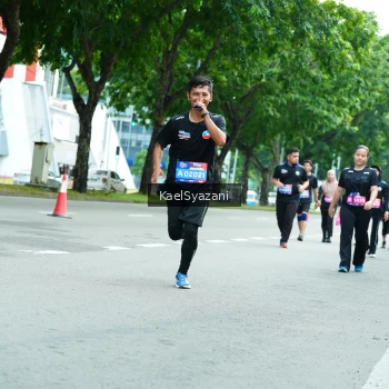 Runner Photo 3614170