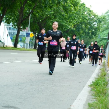 Runner Photo 3614224