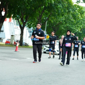 Runner Photo 3614256