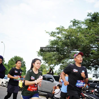 Runner Photo 3614270