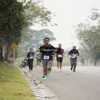 Runner Photo 3614316