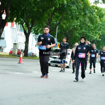 Runner Photo 3614326