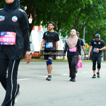 Runner Photo 3614343