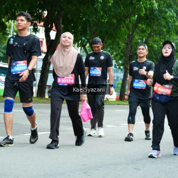 Runner Photo 3614363