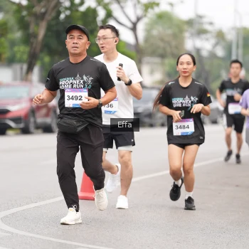 Runner Photo 3614375
