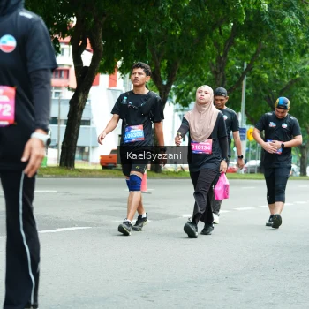 Runner Photo 3614387