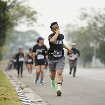 Runner Photo 3614394
