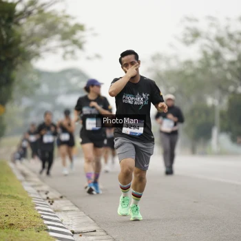 Runner Photo 3614408