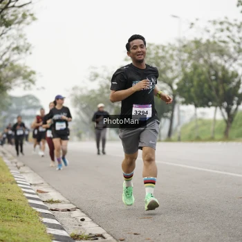 Runner Photo 3614416
