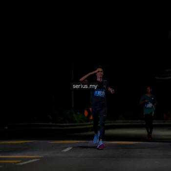 Runner Photo 3614553