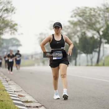 Runner Photo 3614649